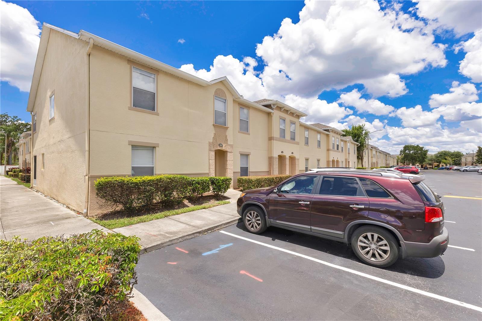2855 CLUB CORTILE CIRCLE