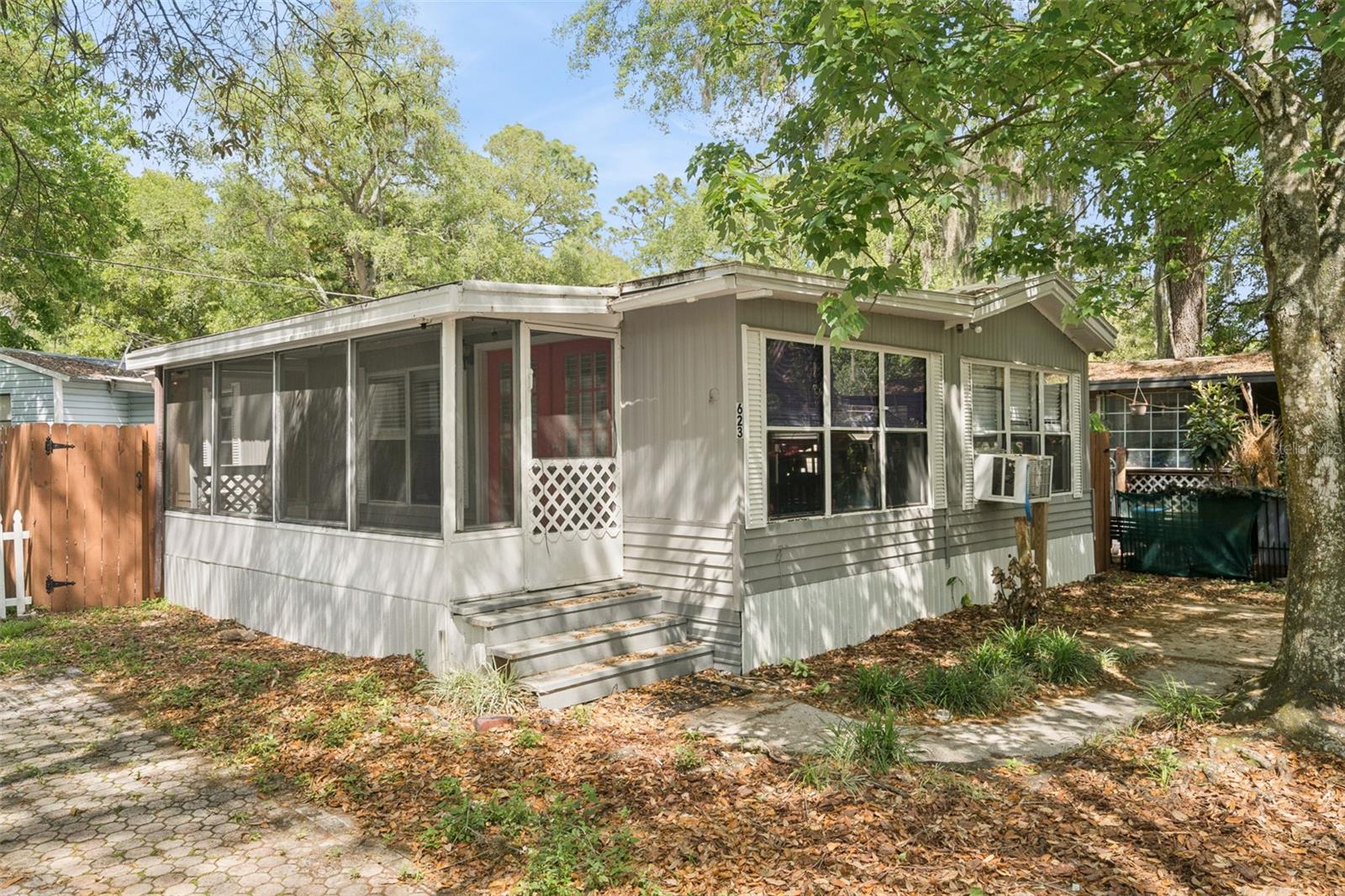 YOGI BEARS JELLYSTONE PARK CONDO - Residential Lease