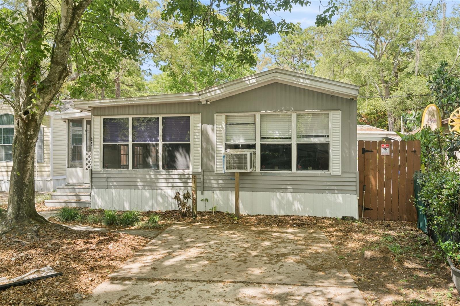 YOGI BEARS JELLYSTONE PARK CONDO - Residential Lease