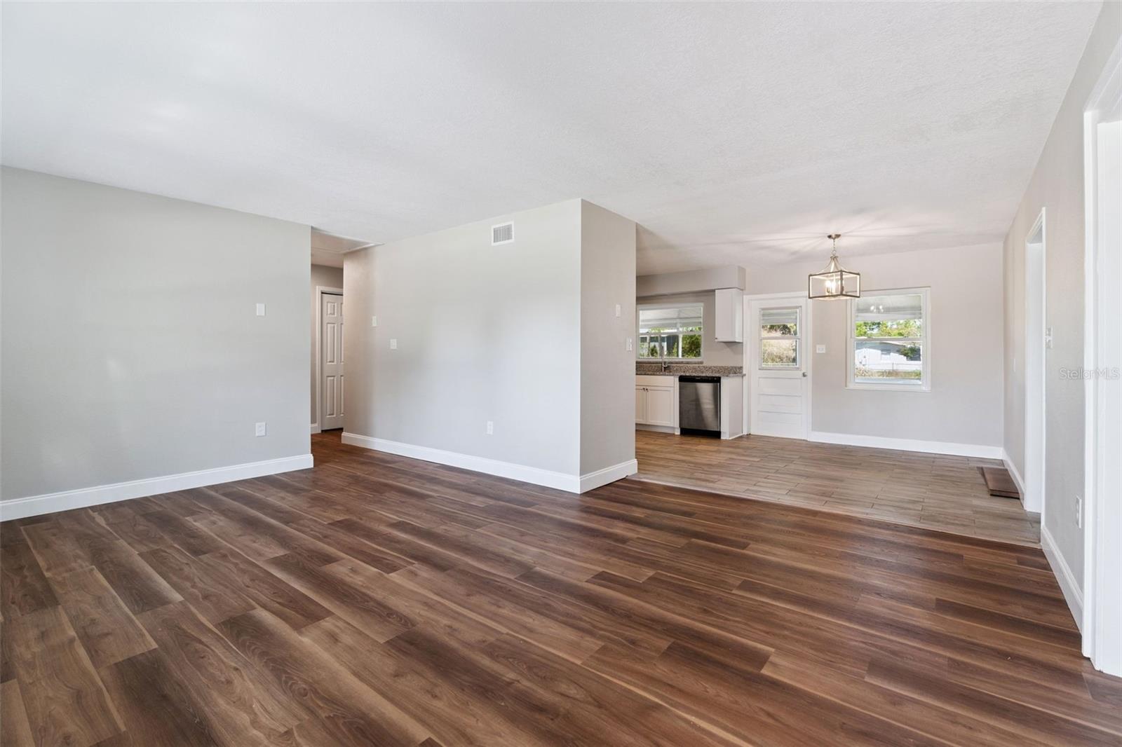 JAN PHYL VILLAGE - Residential