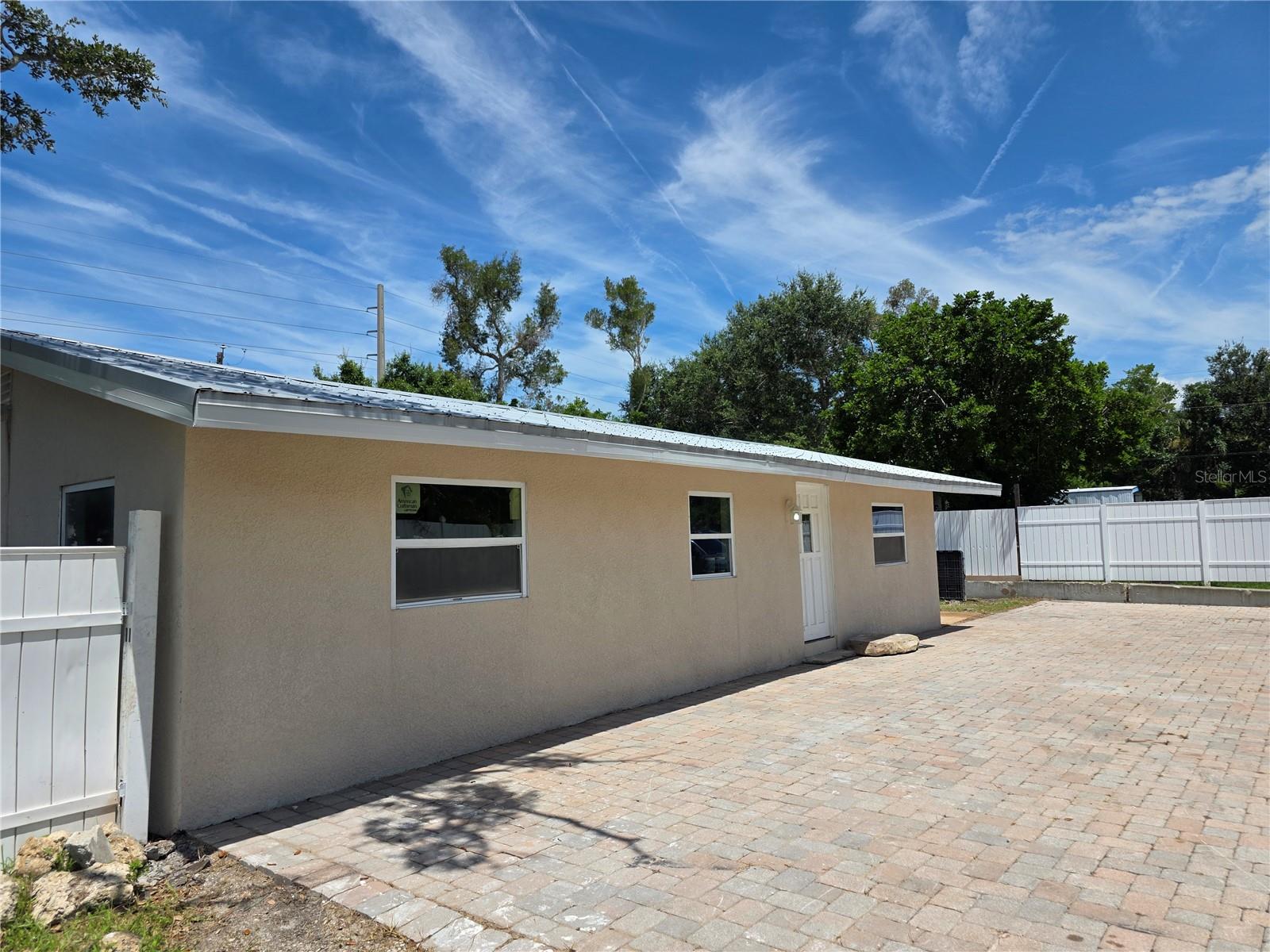 503 OLIVE AVENUE