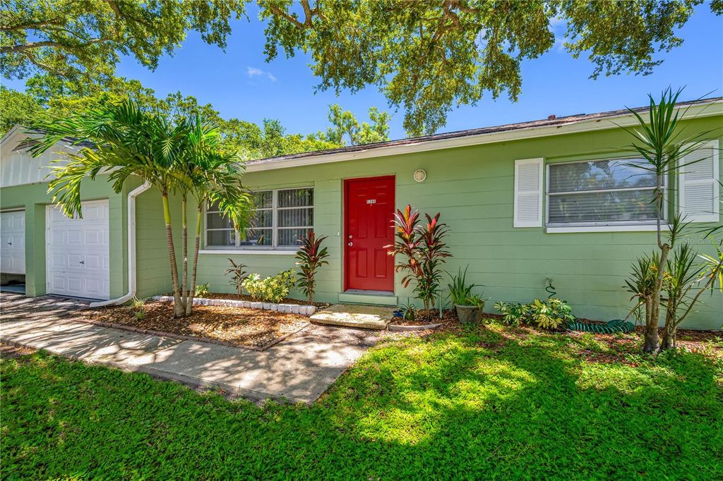 Photo of 539 New York Avenue, Dunedin, FL 34698 (MLS # TB8427777)