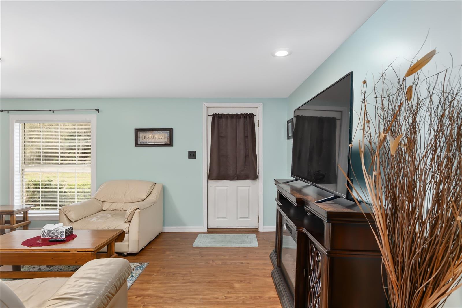 EUREKA HEIGHTS - Residential