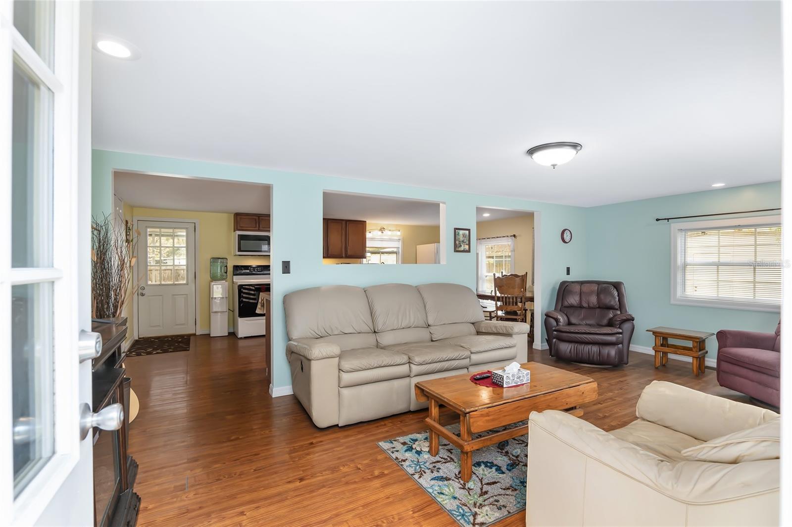 EUREKA HEIGHTS - Residential