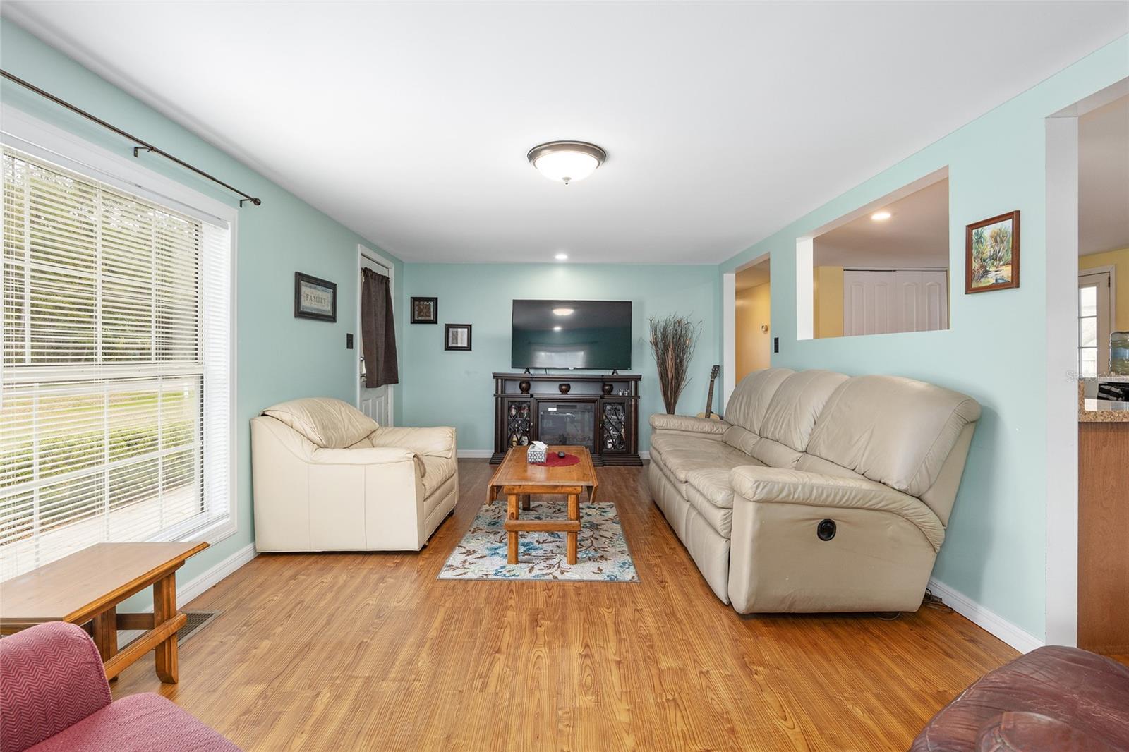 EUREKA HEIGHTS - Residential
