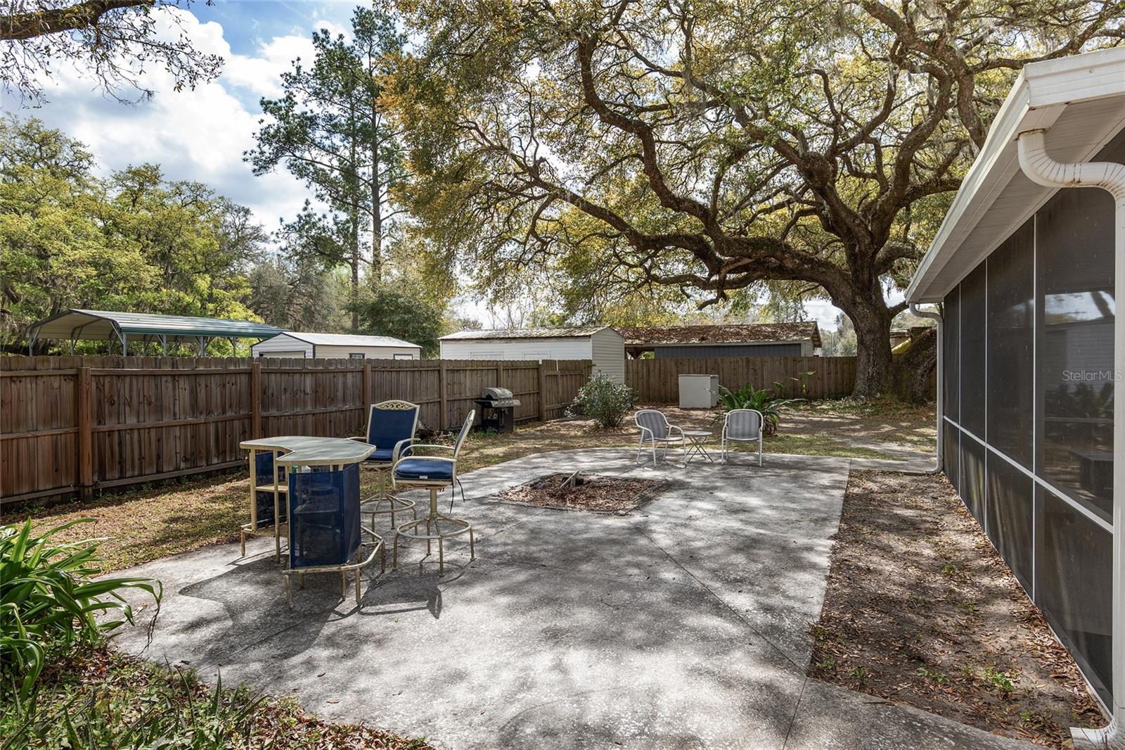 EUREKA HEIGHTS - Residential