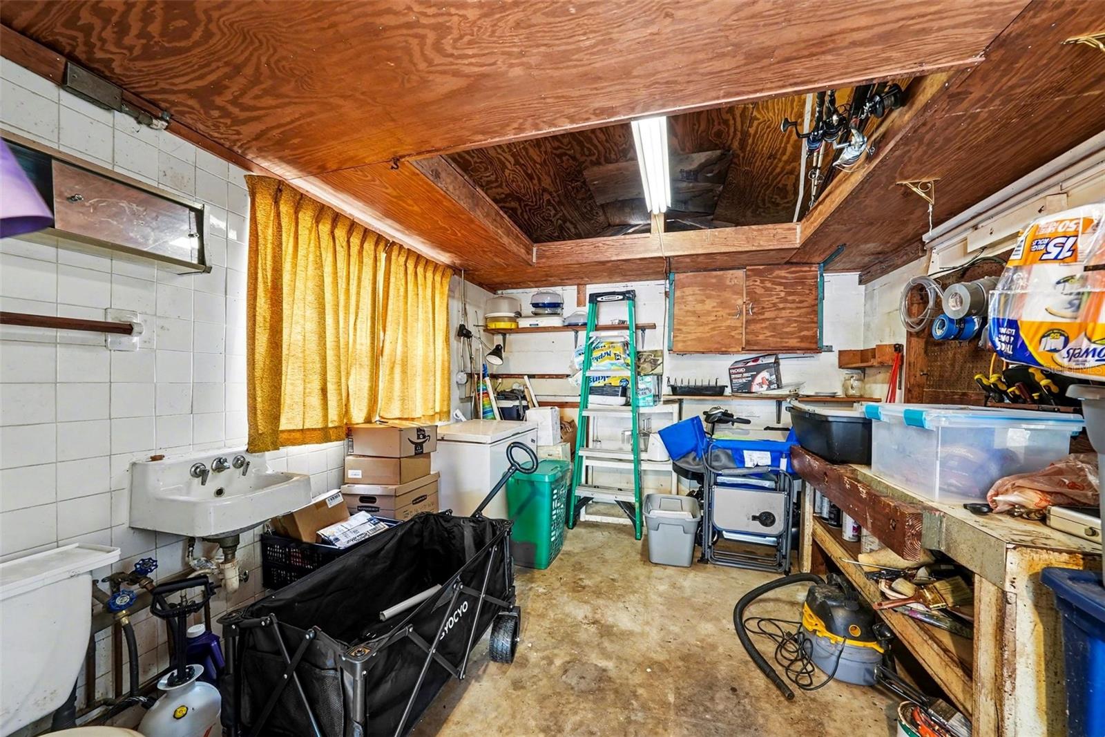 TEMPLE PARK UNIT 1 - Residential