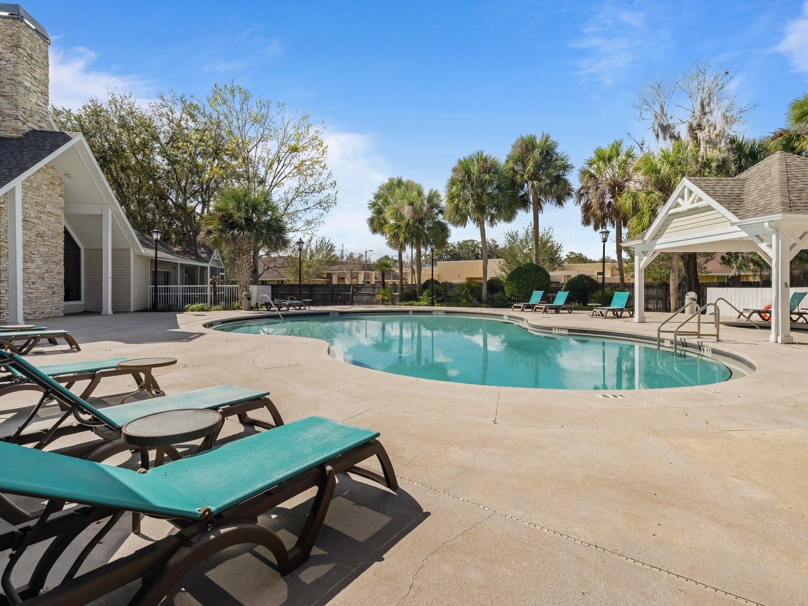 THE GABLES CONDO AT GAINE - Residential