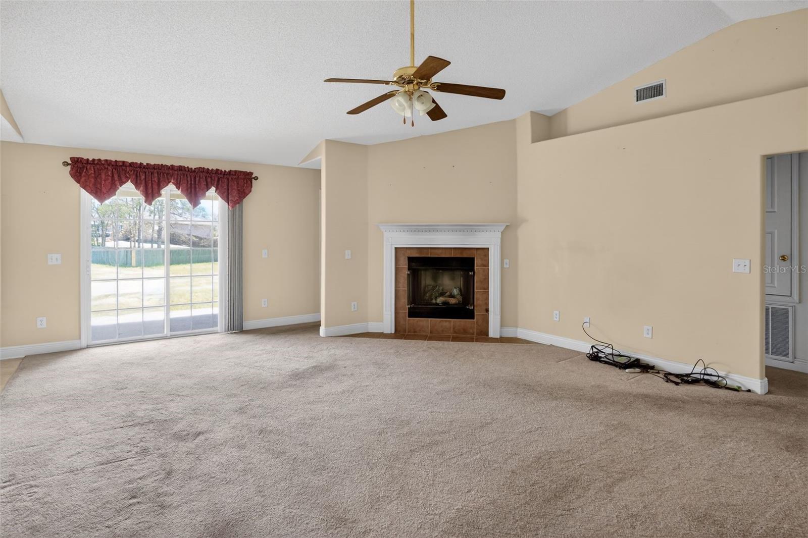 IRONHORSE - Residential