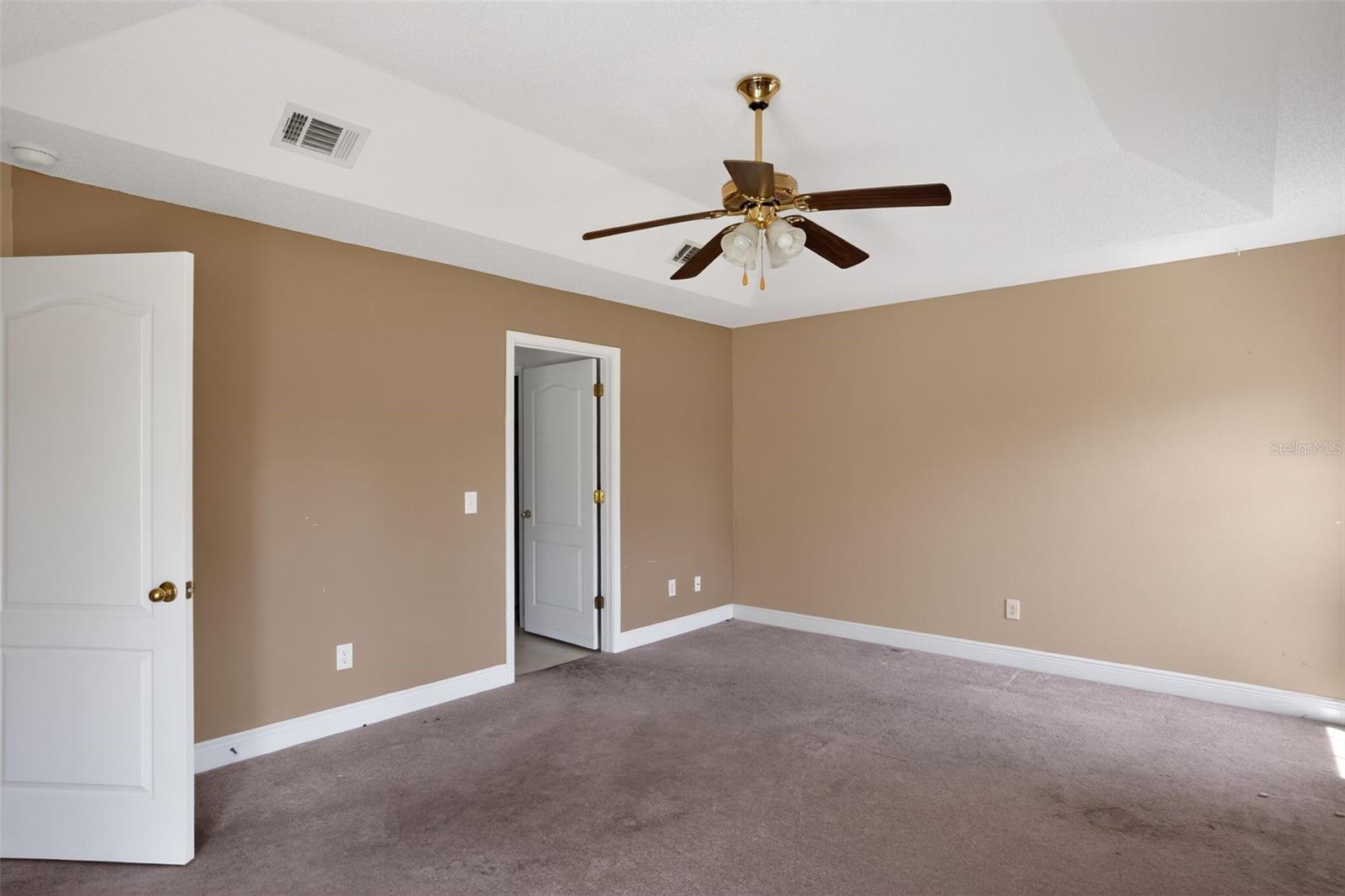 IRONHORSE - Residential