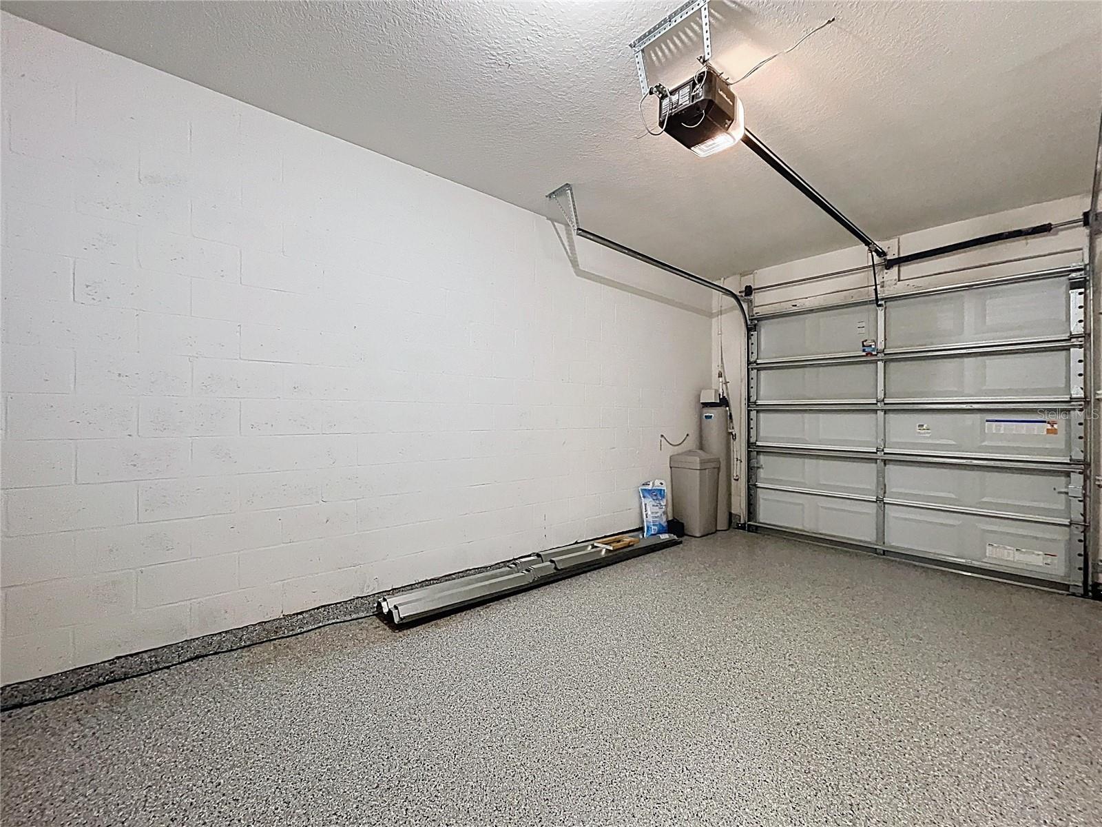 DISTRICT/BLOOMINGDALE - Residential