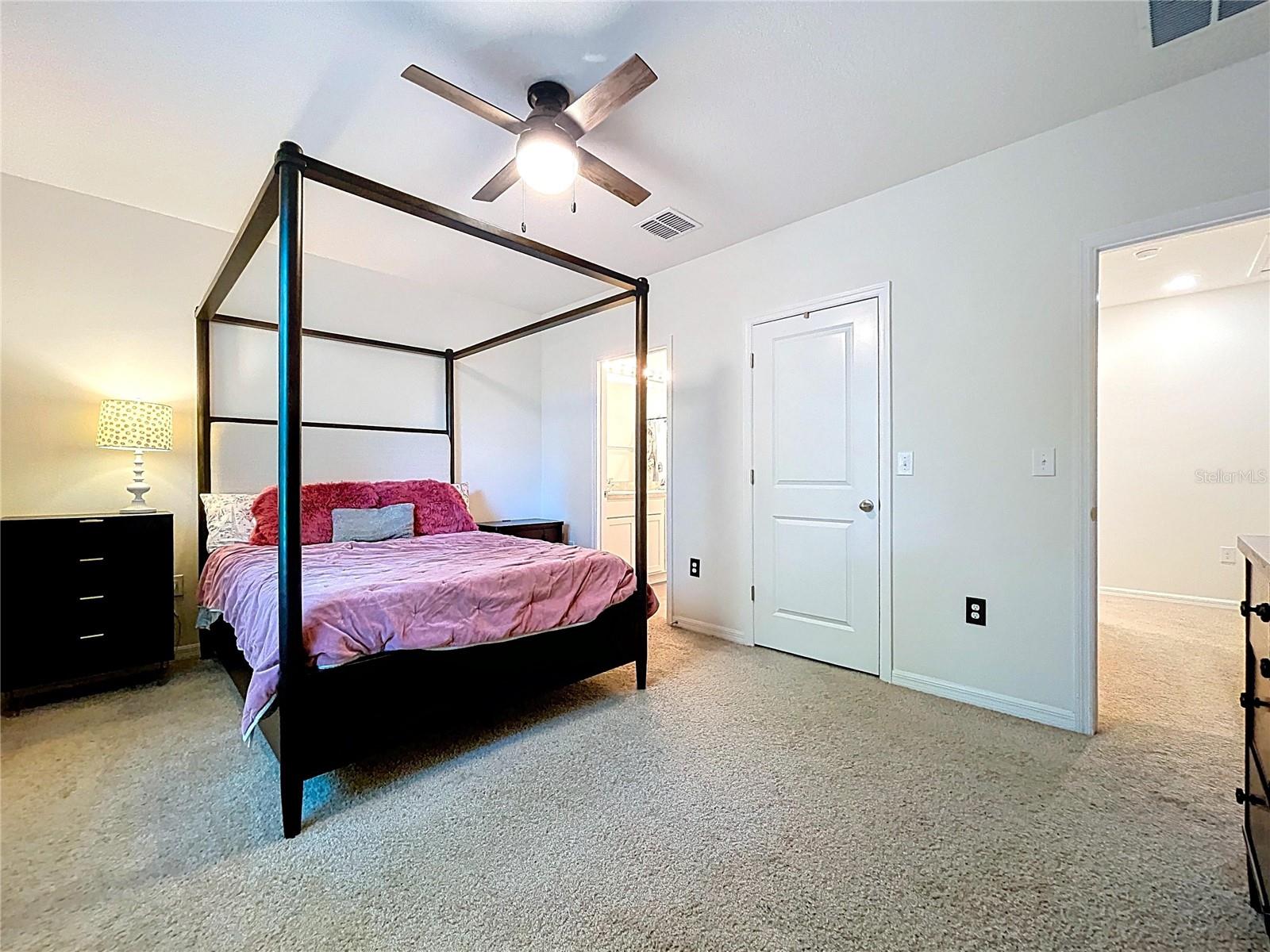 DISTRICT/BLOOMINGDALE - Residential