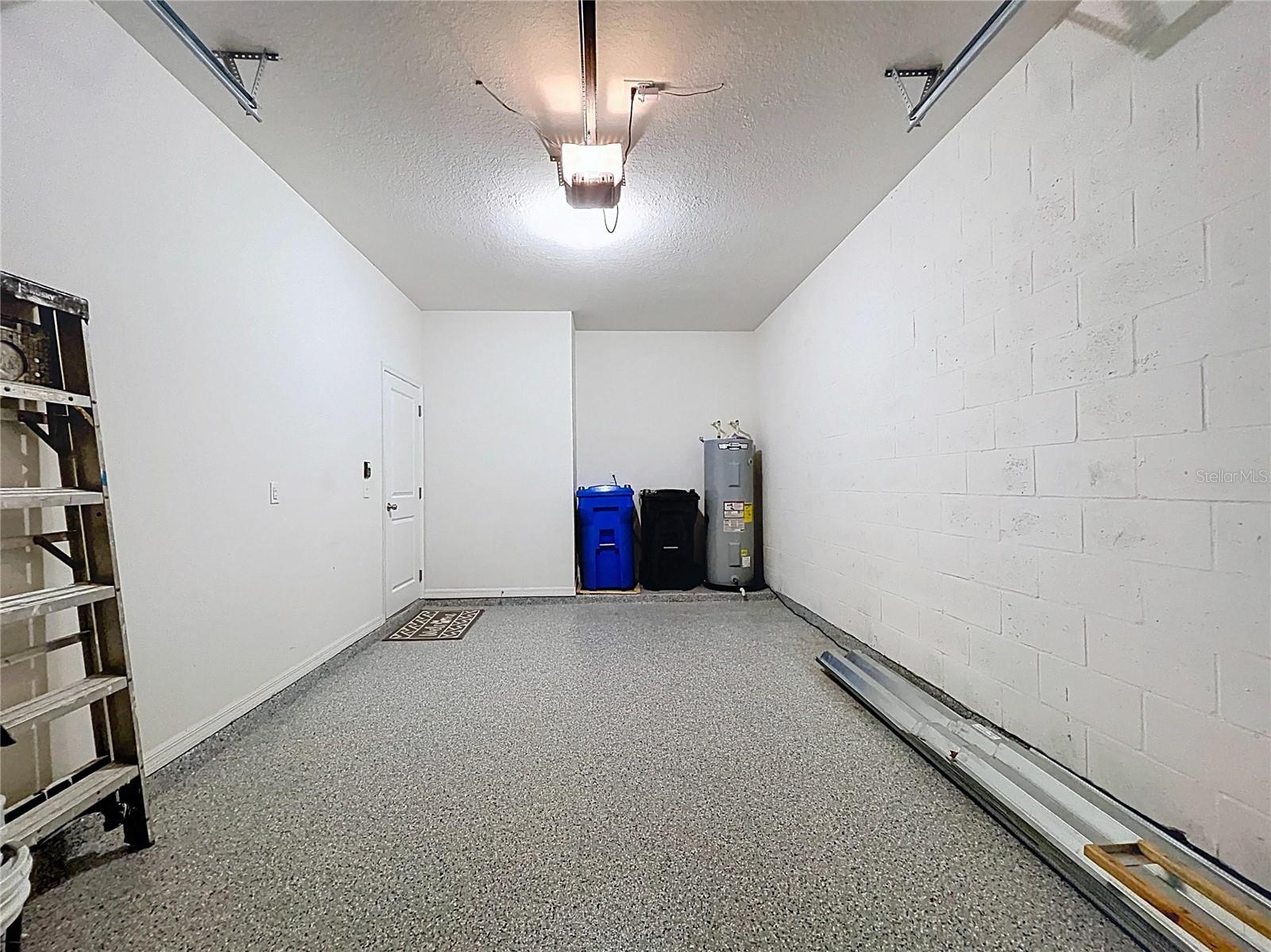 DISTRICT/BLOOMINGDALE - Residential