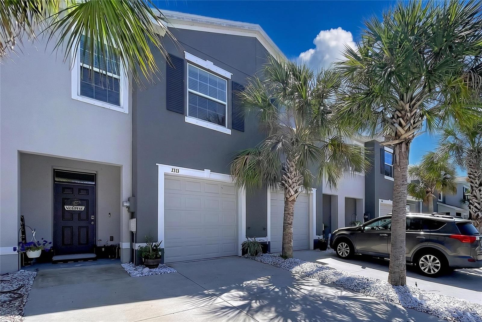 3313 PLEASANT WILLOW COURT