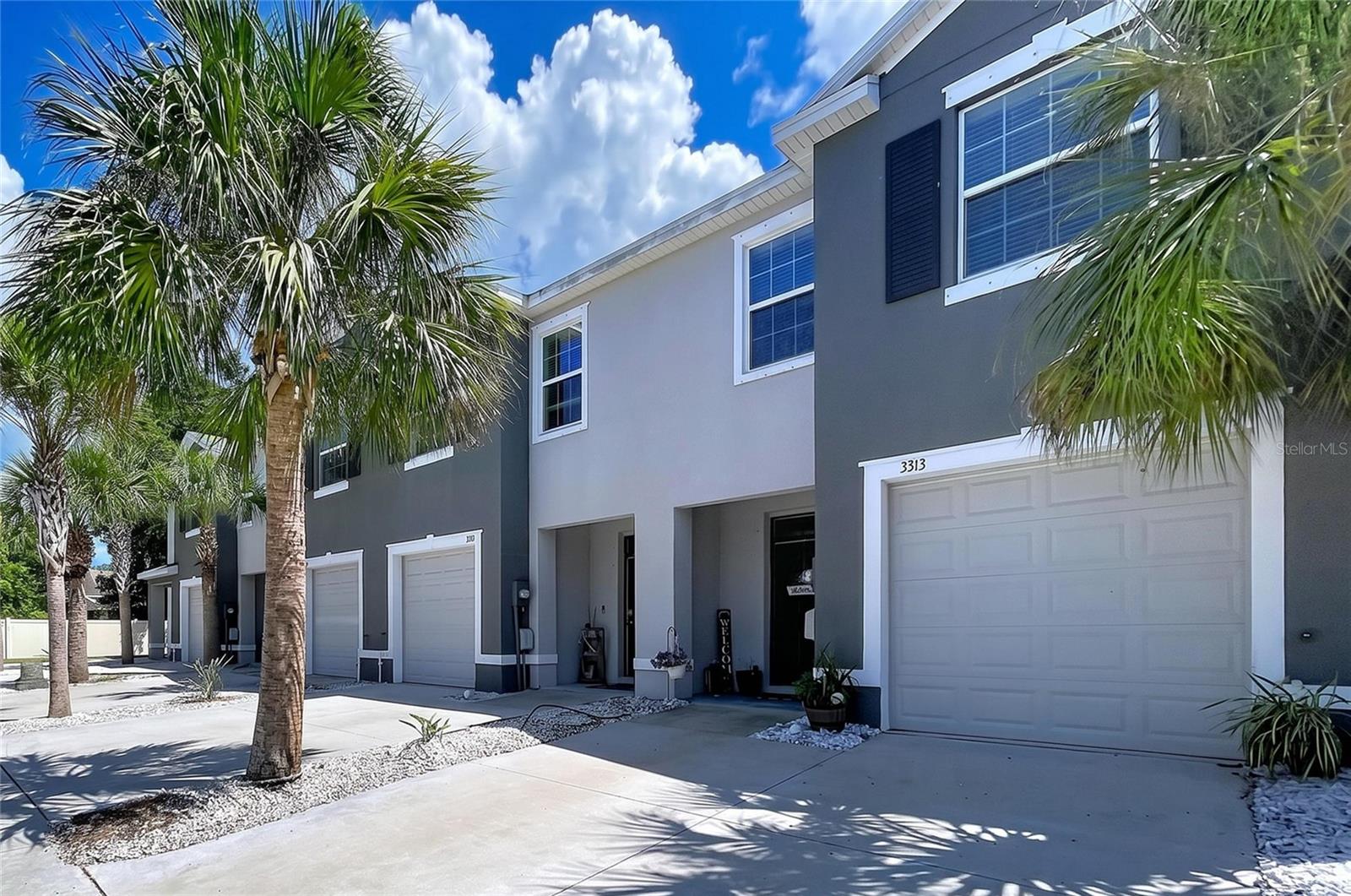 3313 PLEASANT WILLOW COURT