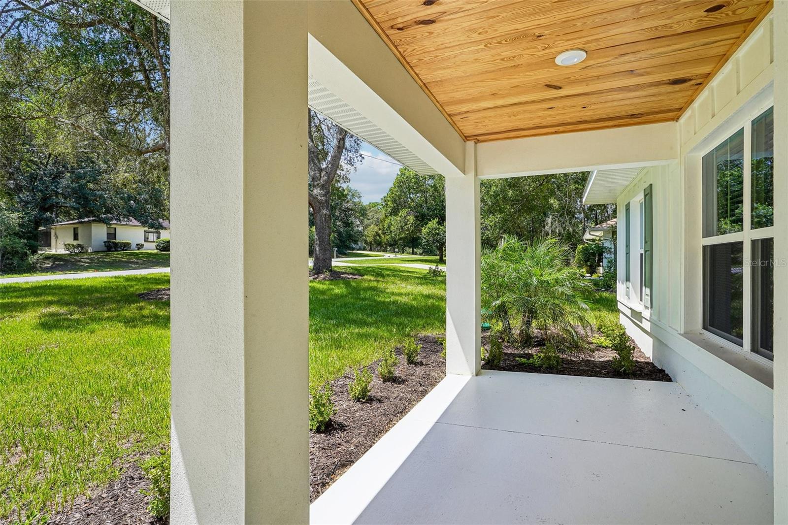 1911 W GOLFCART LANE