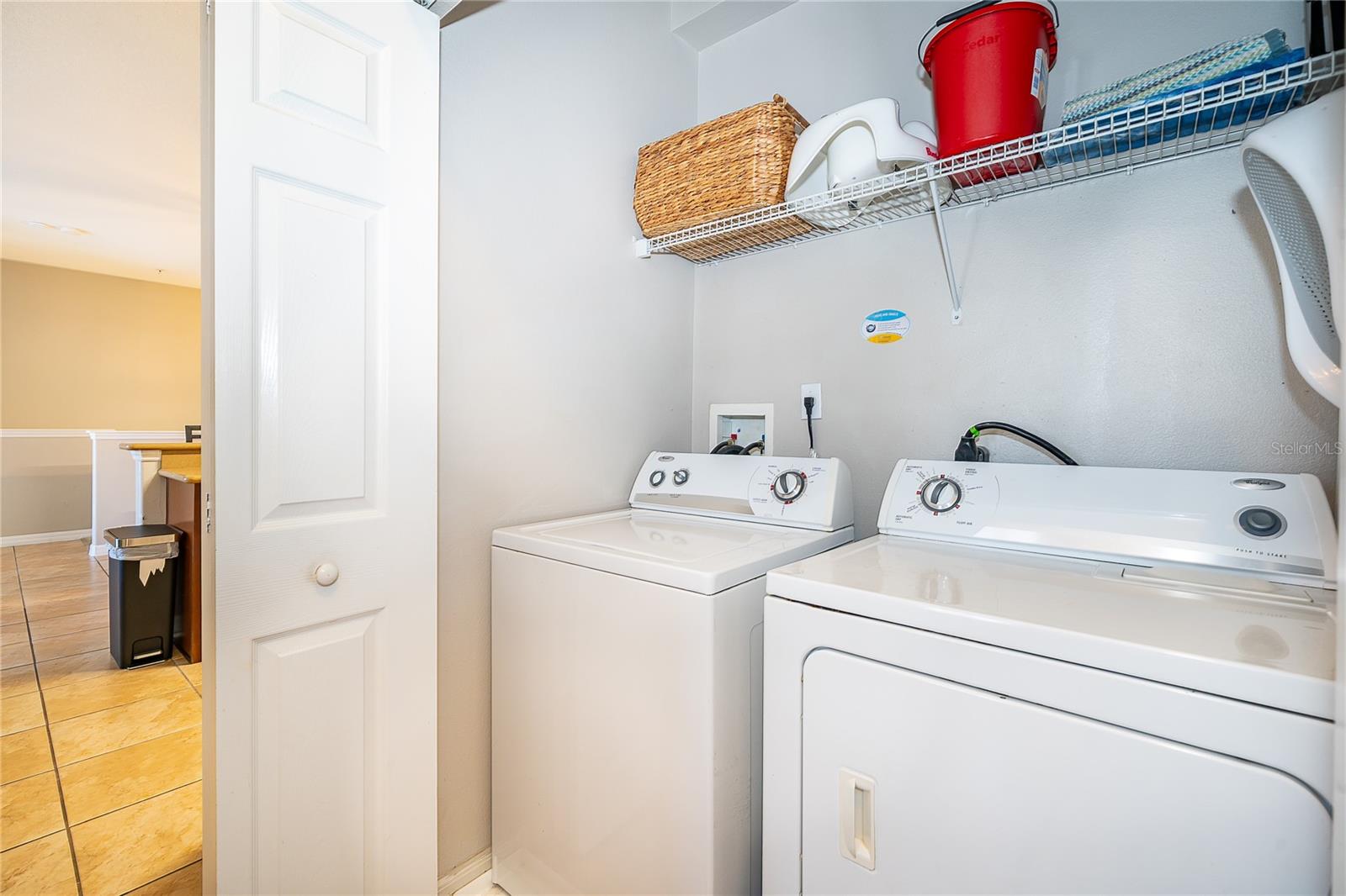 OAKWATER CONDO PH 15-19 - Residential