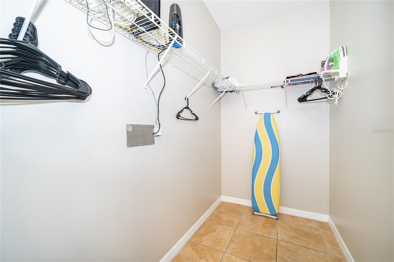 OAKWATER CONDO PH 15-19 - Residential
