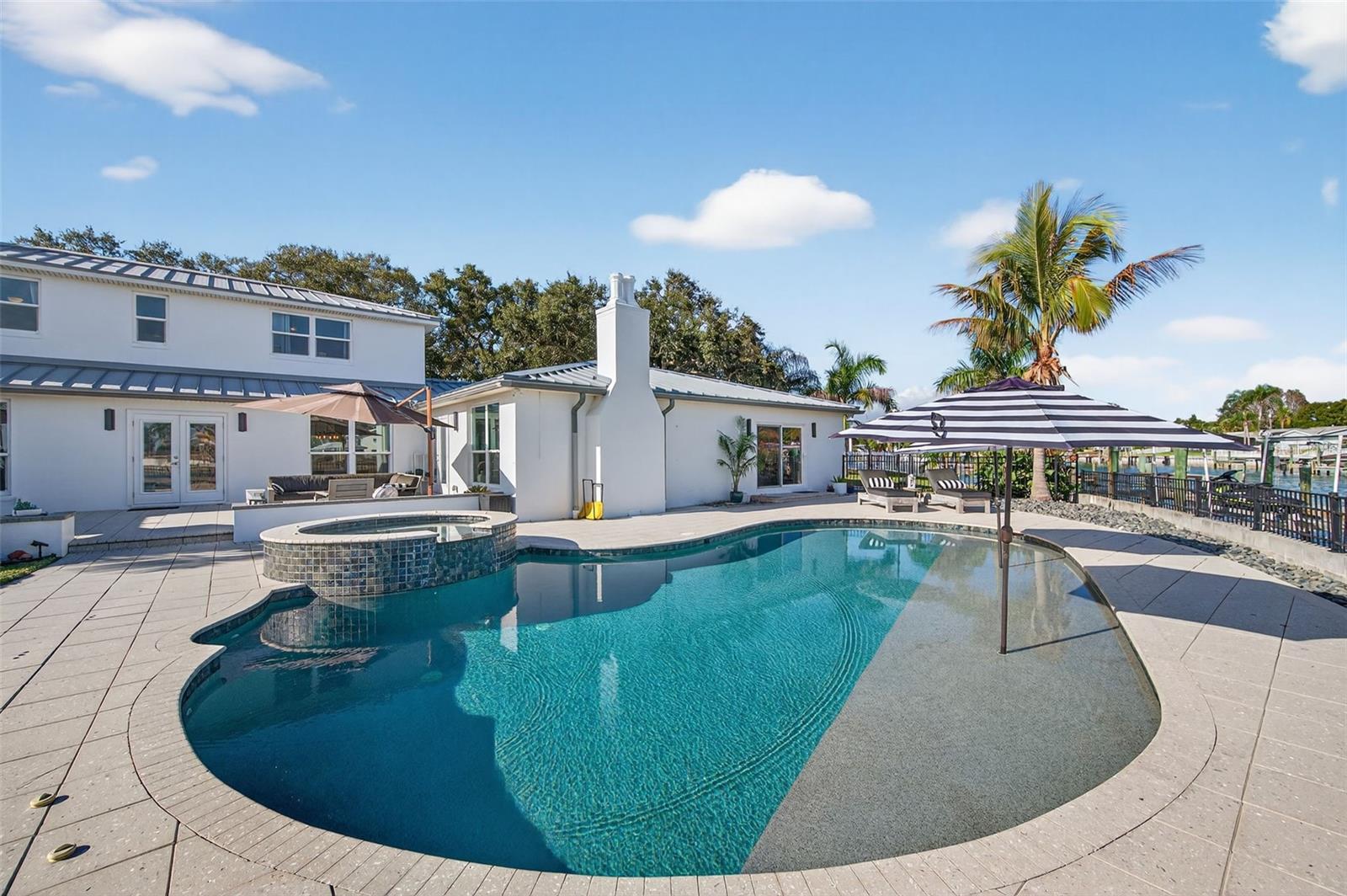 PINELLAS POINT SKYVIEW SHORES 4TH ADD - Residential