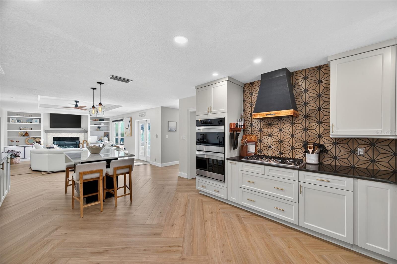 PINELLAS POINT SKYVIEW SHORES 4TH ADD - Residential