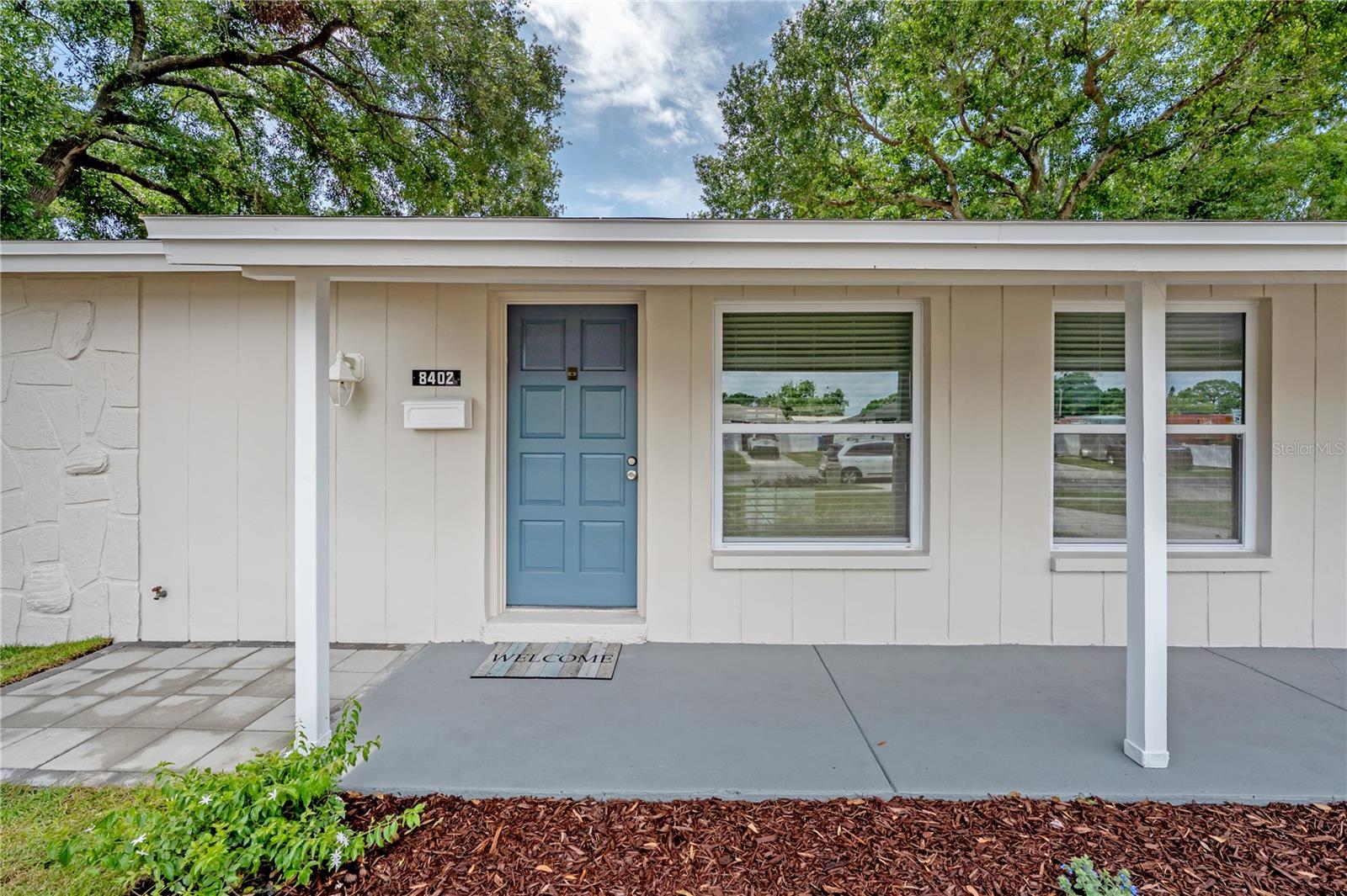 8402 WOODLAKE DRIVE