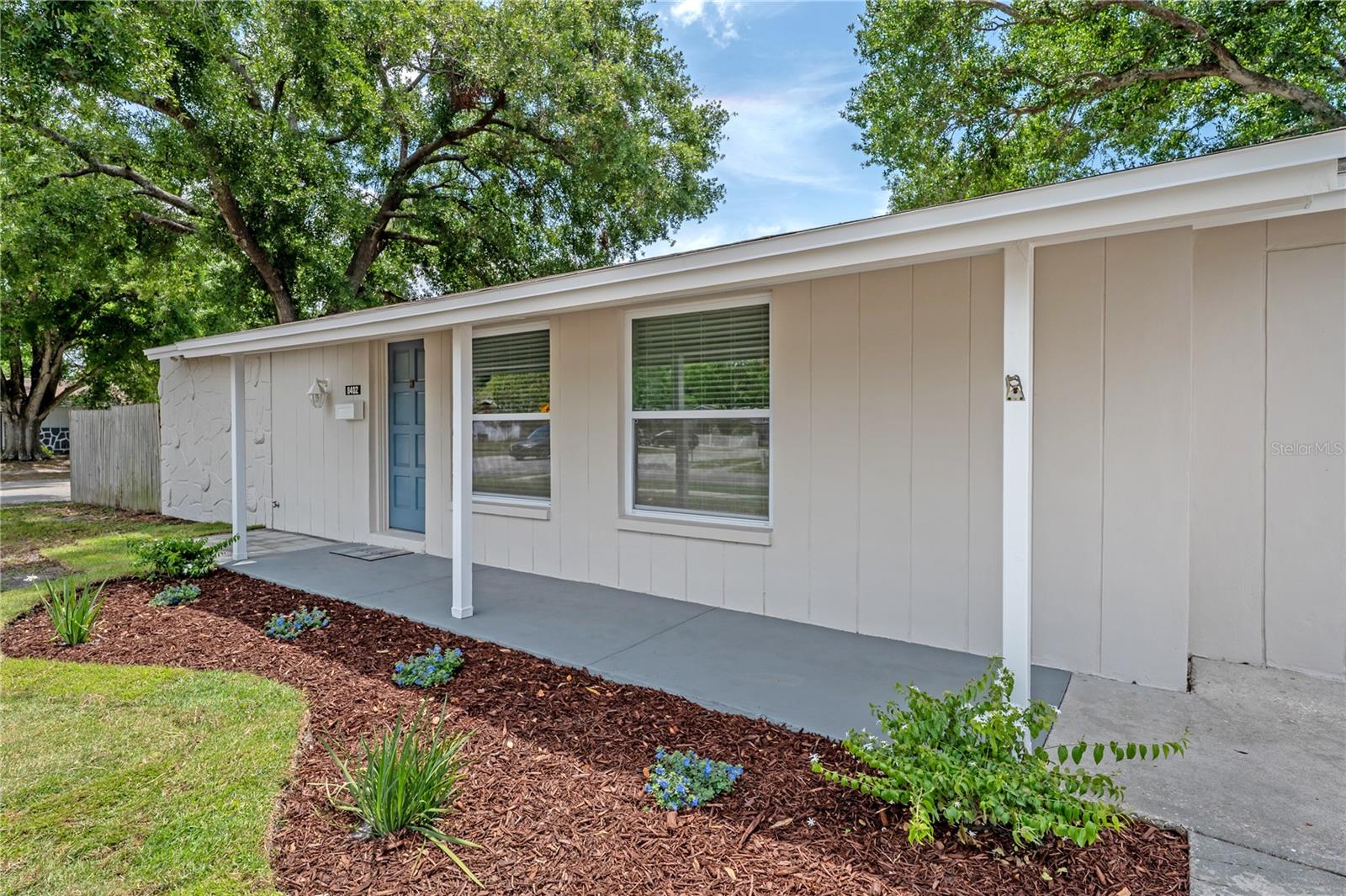 8402 WOODLAKE DRIVE