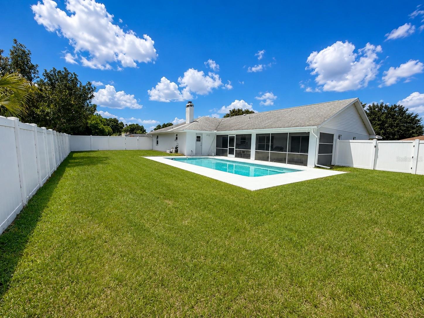 204 LAKE MARIAM COURT