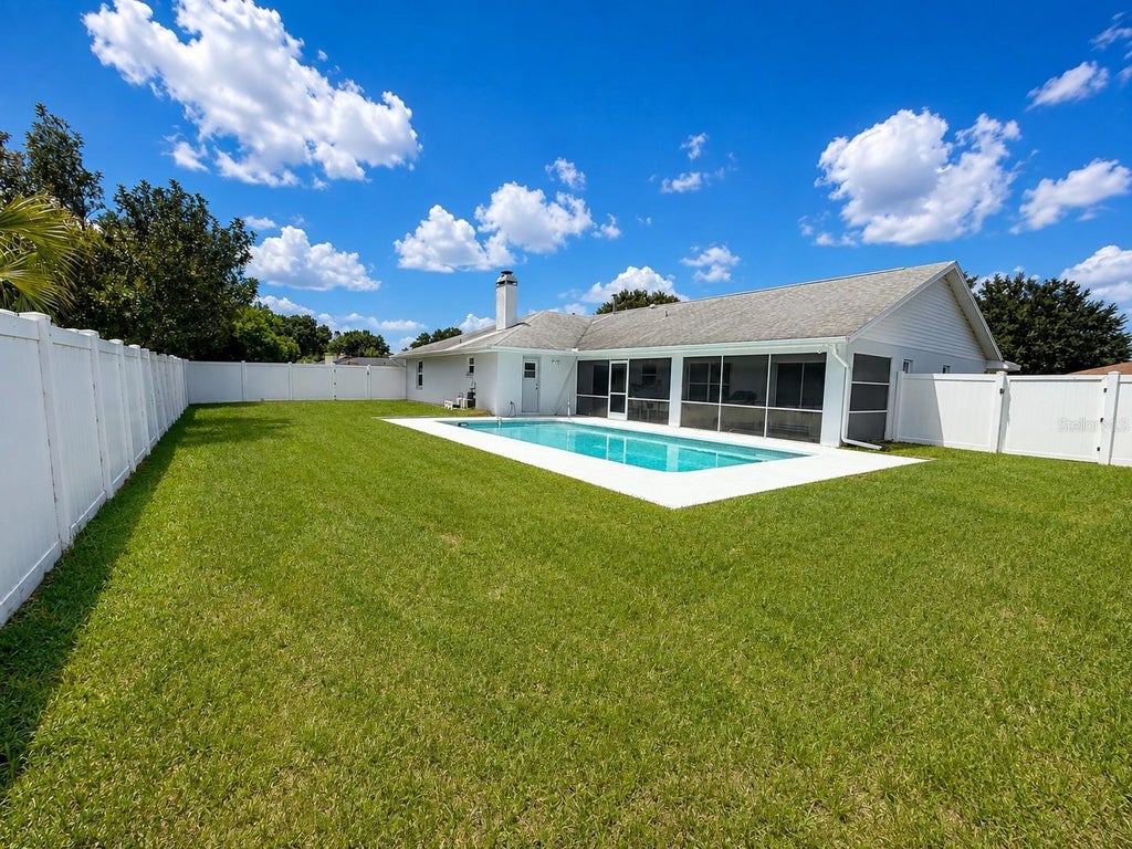 Photo of 204 Lake Mariam Court, Winter Haven, FL 33884 (MLS # L4964640)