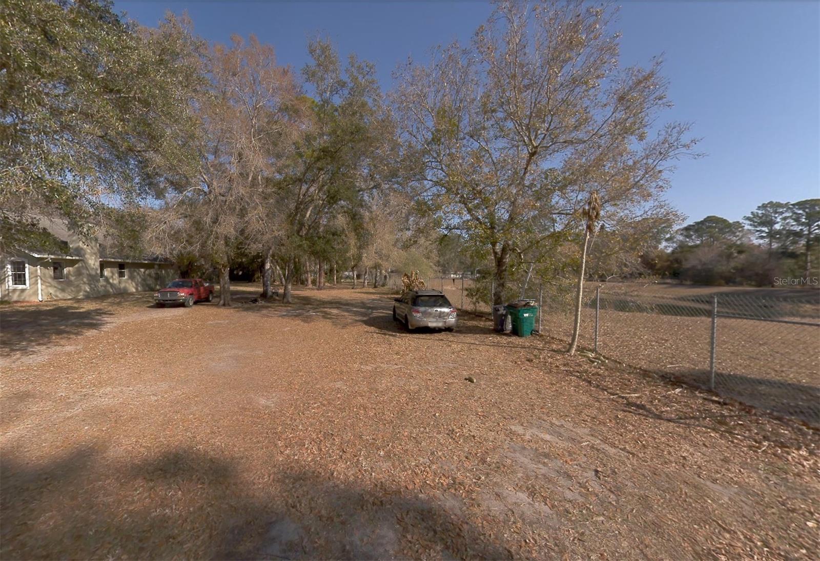 7024 LIVINGSTONE LANE