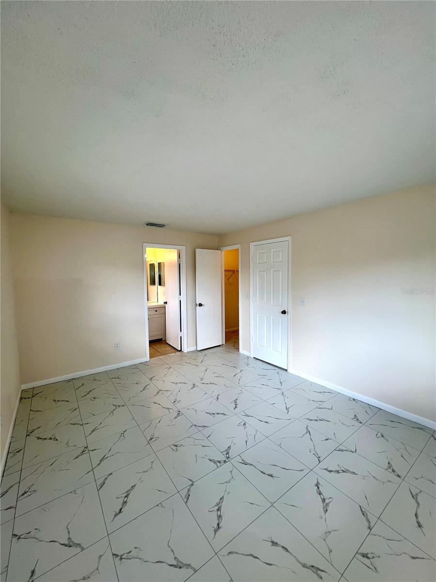 DELTONA LAKES UNIT 4 - Residential