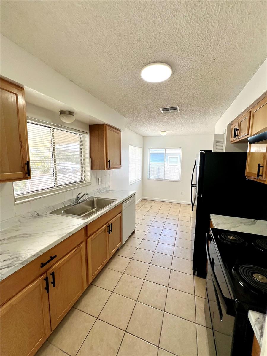 DELTONA LAKES UNIT 4 - Residential