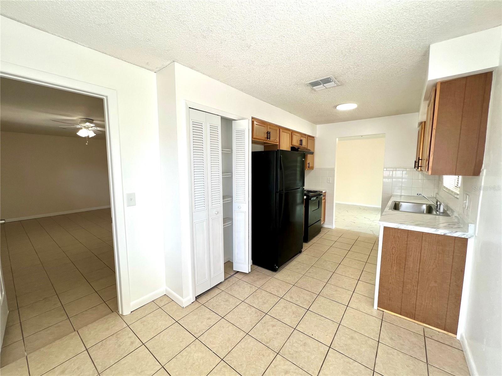 DELTONA LAKES UNIT 4 - Residential