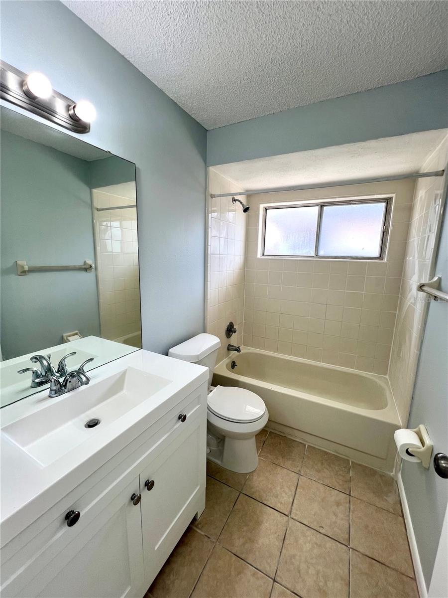 DELTONA LAKES UNIT 4 - Residential
