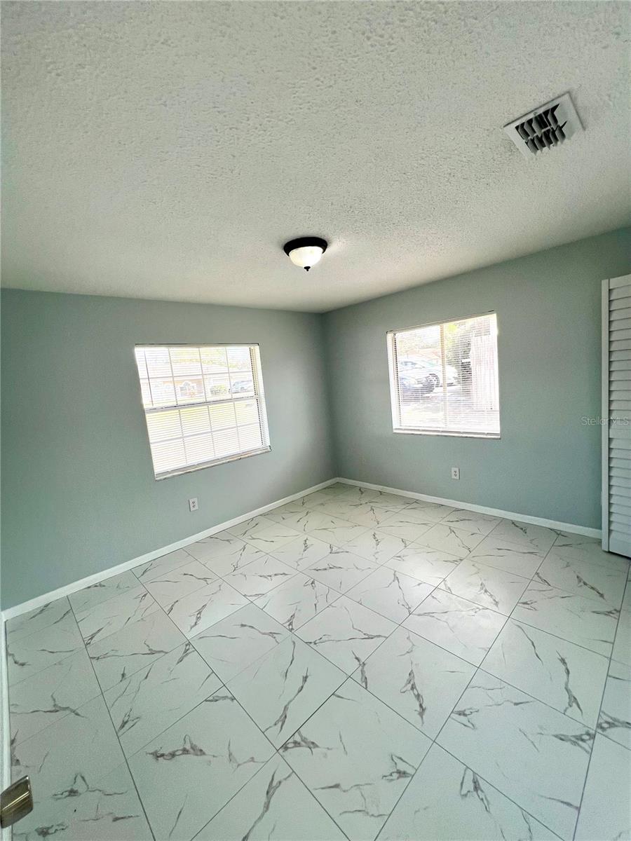 DELTONA LAKES UNIT 4 - Residential