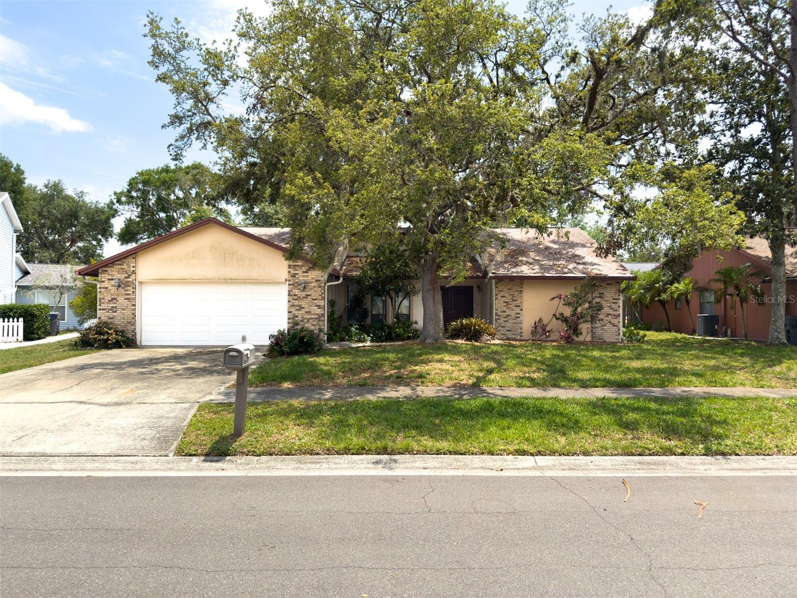 1228 RAINBROOK CIRCLE