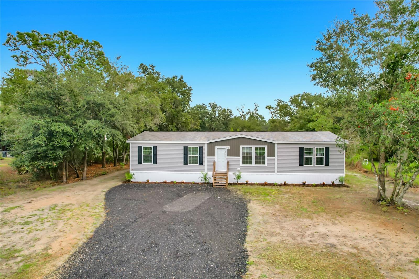 9717 MOORE ROAD