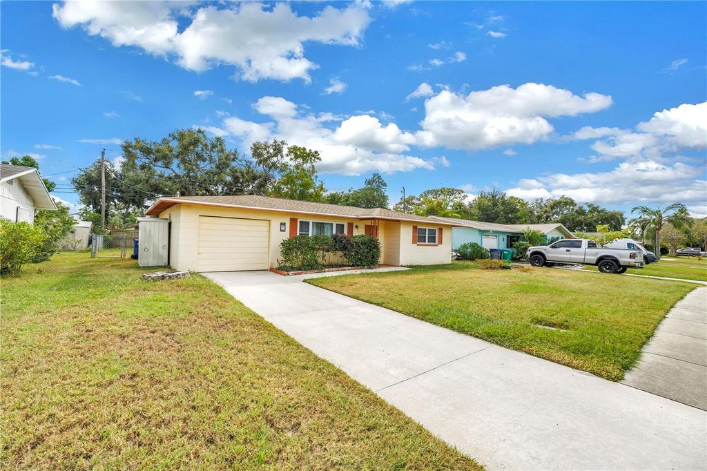 Photo of 11050 102nd Avenue, Seminole, FL 33778 (MLS # TB8443370)
