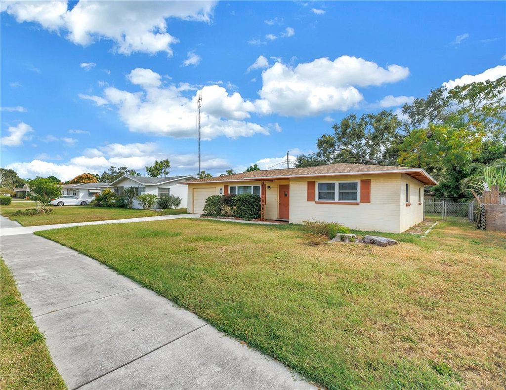 Photo of 11050 102nd Avenue, Seminole, FL 33778 (MLS # TB8443370)