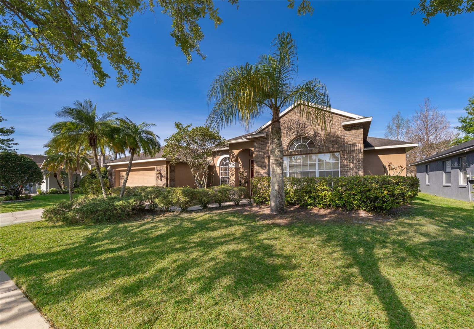 402 TURNSTONE WAY