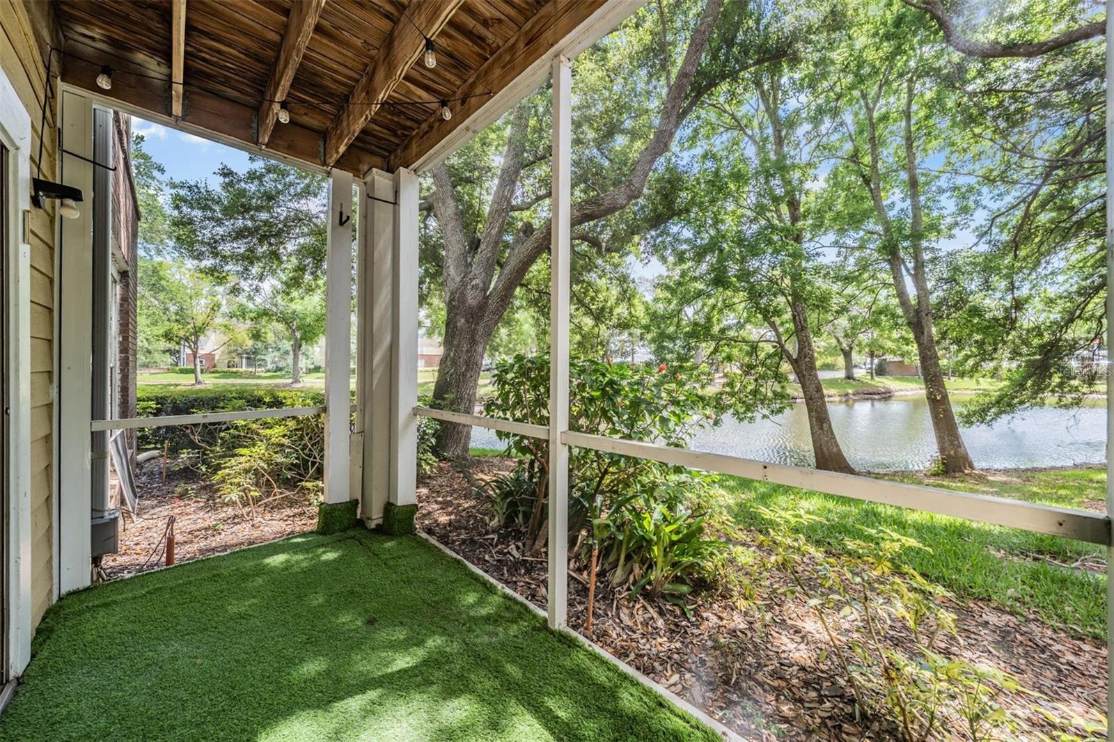 THE LANDINGS OF TAMPA A CONDOM - Residential