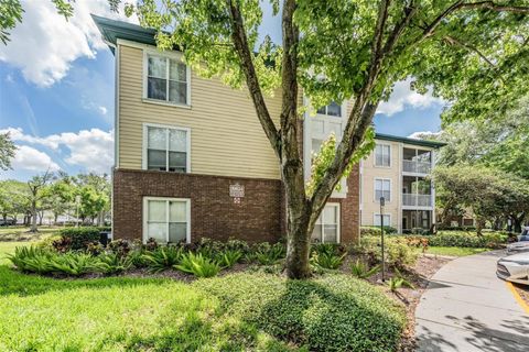 Photo of 10024 Strafford Oak Court #802, Tampa, FL 33624 (MLS # TB8494351)