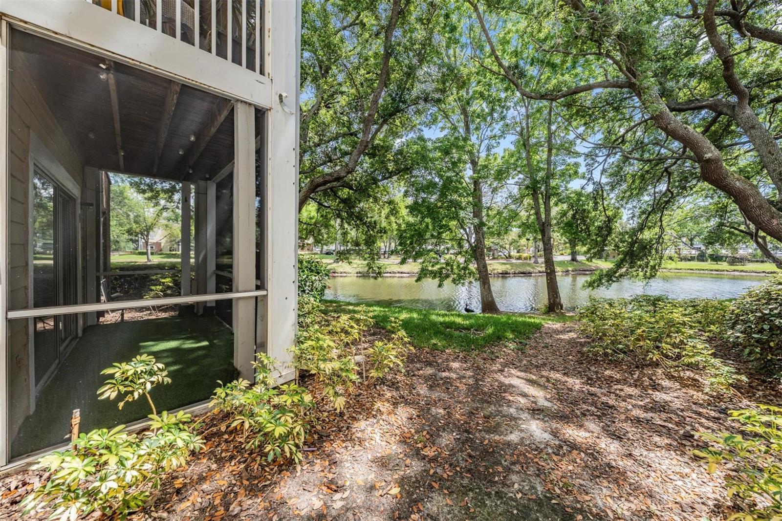 THE LANDINGS OF TAMPA A CONDOM - Residential