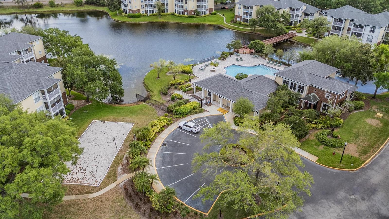 THE LANDINGS OF TAMPA A CONDOM - Residential