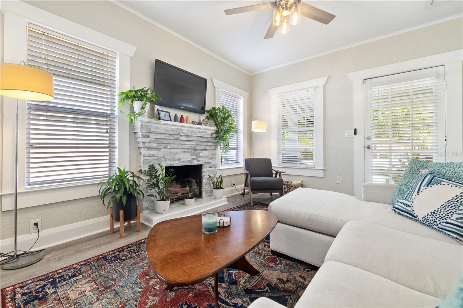 GRAND VIEW - Residential