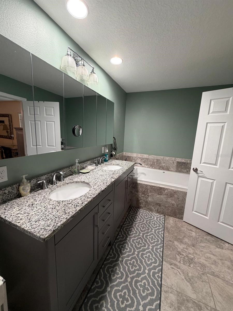 SAND LAKE HILLS SEC 03 - Residential