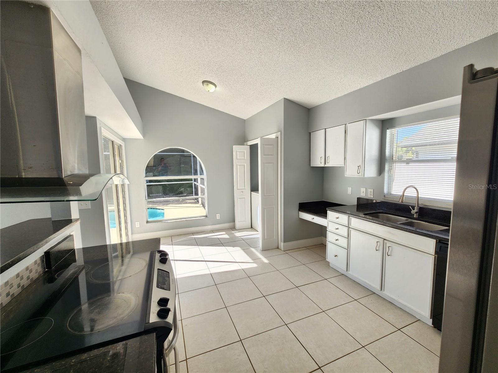 SOUTHCHASE - Residential Lease