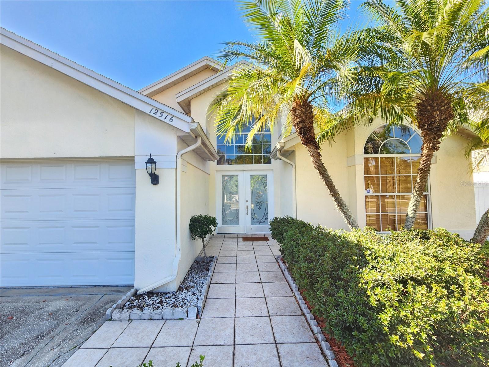 SOUTHCHASE - Residential Lease