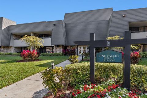 Photo of 36750 Us Highway 19 N #19306, Palm Harbor, FL 34684 (MLS # TB8469383)