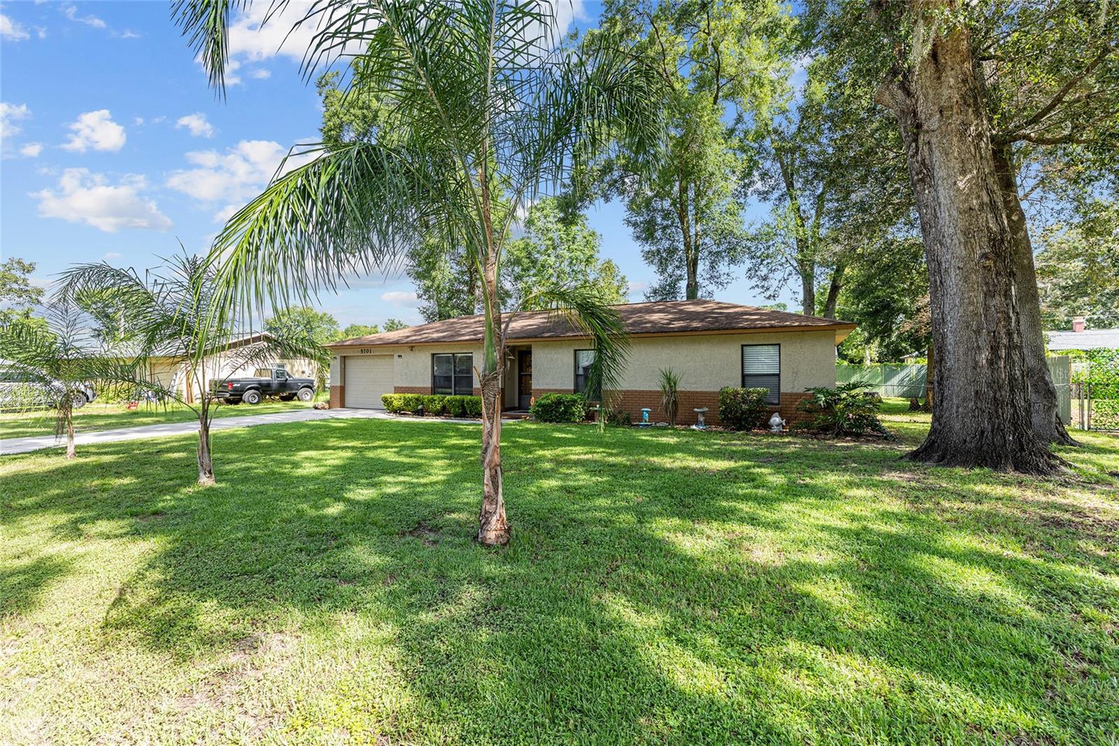 5701 SE 4TH PLACE