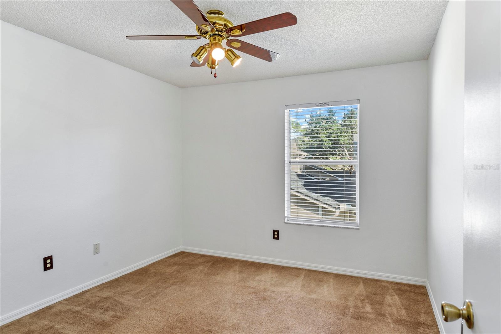 LAKEVIEW VILLAGE CONDO 10 - Residential